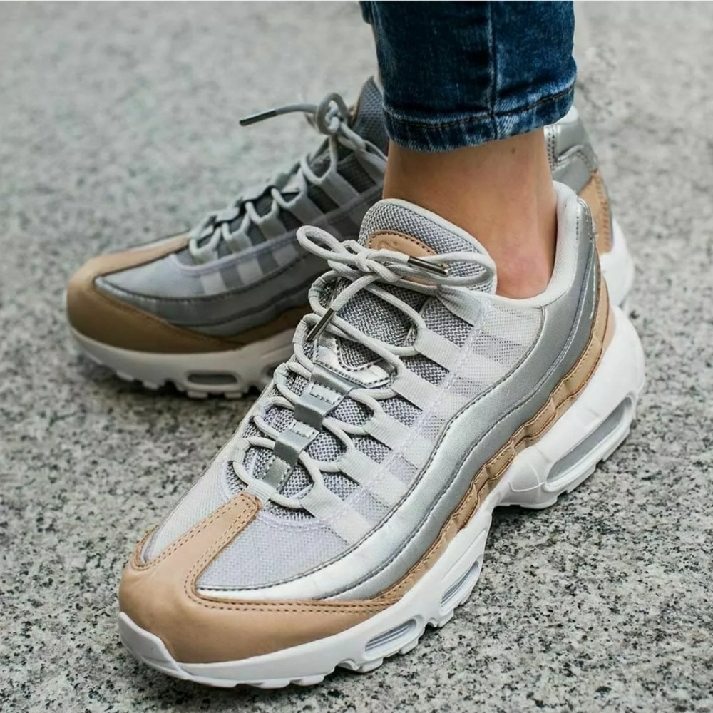 Nike Air Max 95 SE PRM Size 6.5 Women - Picture 12 of 12